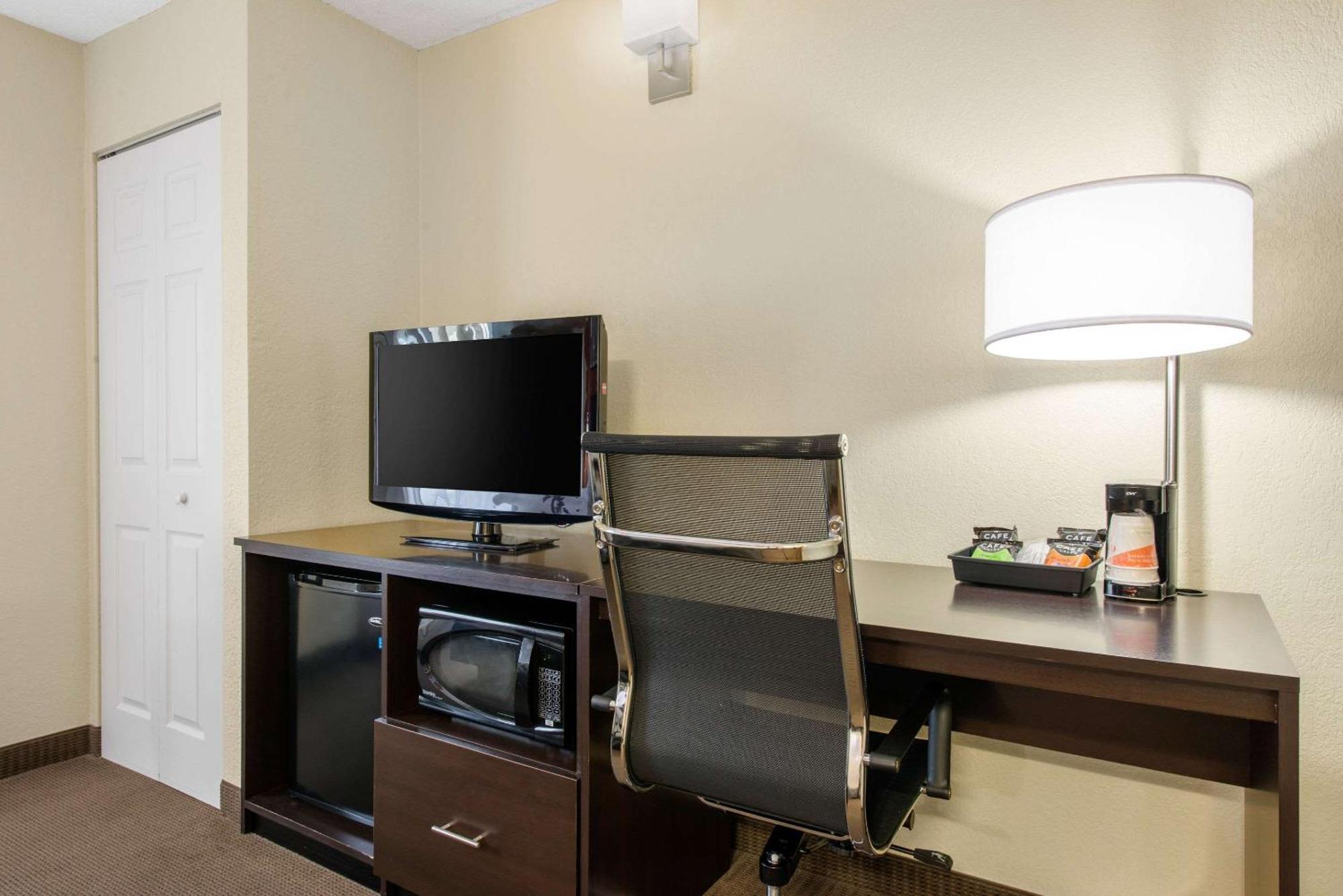 Sleep Inn Sarasota North Екстериор снимка