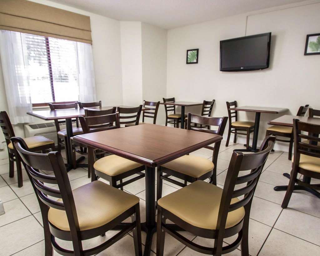 Sleep Inn Sarasota North Ресторант снимка